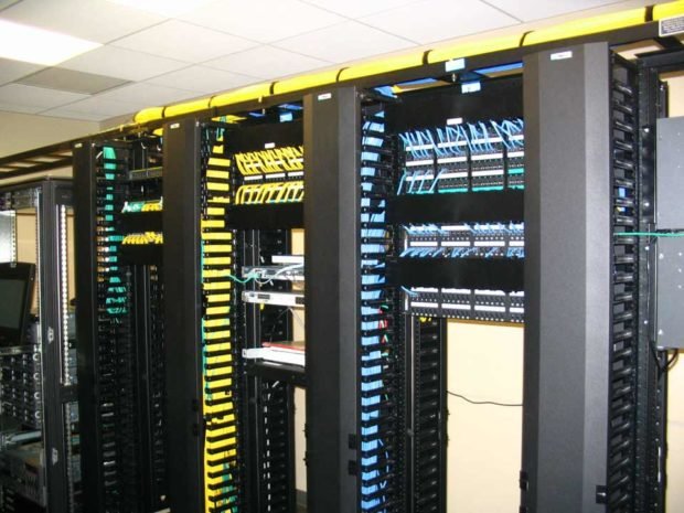 xServers - Hosting, Servere dedicate, VPS